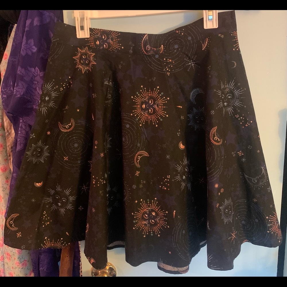 Star and moon skater skirt
